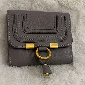 Chloe Small Leather Wallet in Gray with Gold Hardware